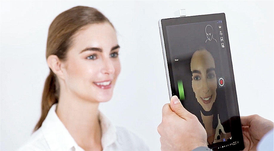 最新のCG技術を活用してあなたの笑顔にぴったり合った歯をデザイン！